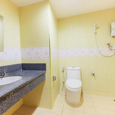 Oyo 565 Trang Hotel Zewnętrze zdjęcie
