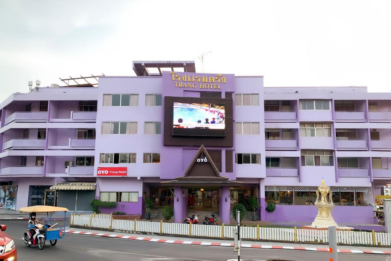 Oyo 565 Trang Hotel Zewnętrze zdjęcie