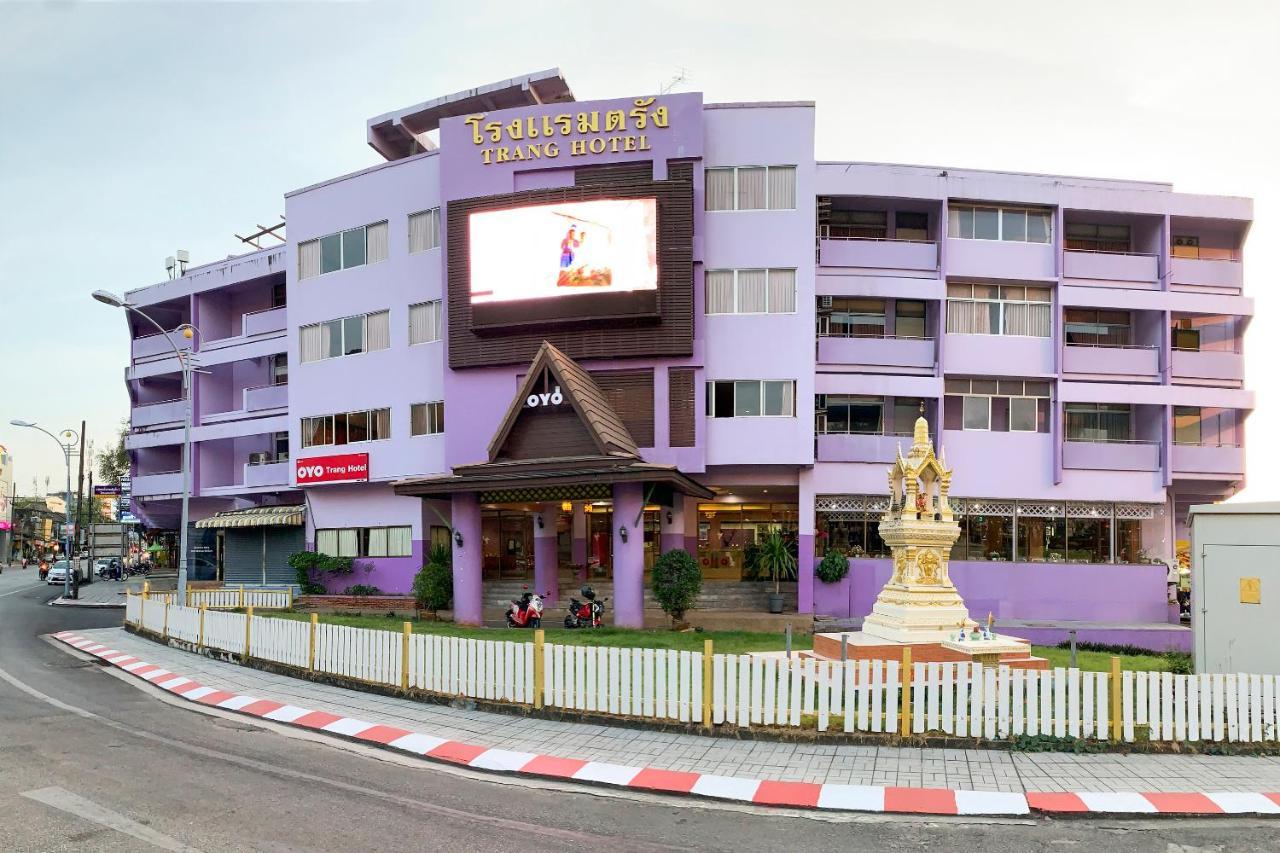 Oyo 565 Trang Hotel Zewnętrze zdjęcie