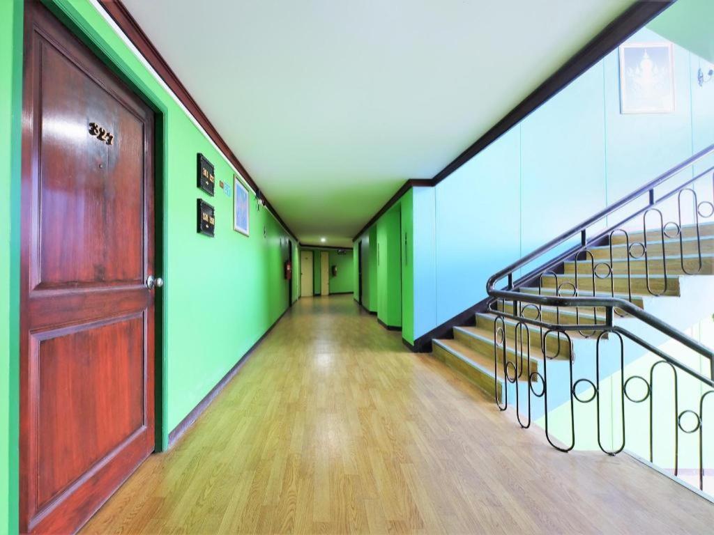 Oyo 565 Trang Hotel Zewnętrze zdjęcie