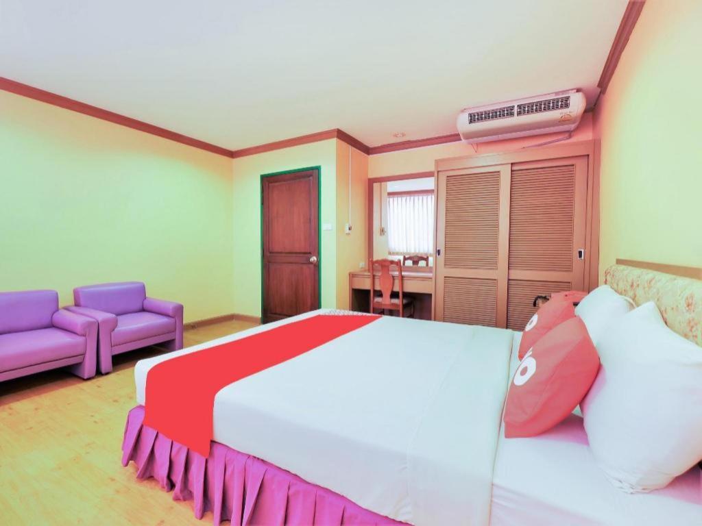 Oyo 565 Trang Hotel Zewnętrze zdjęcie