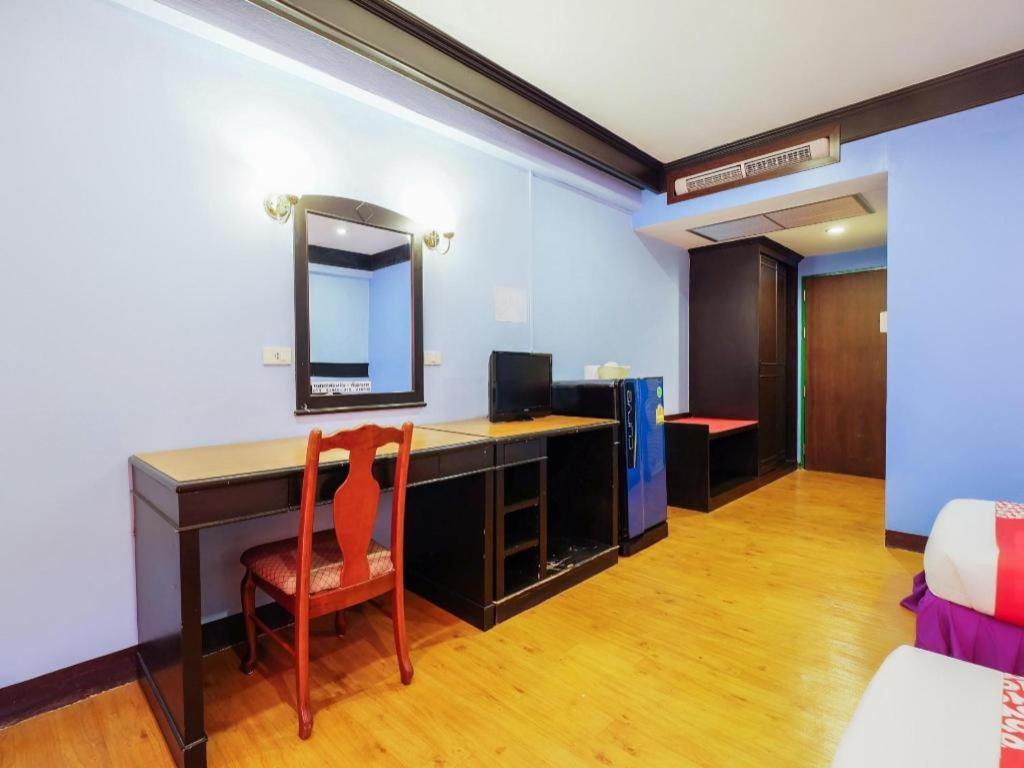 Oyo 565 Trang Hotel Zewnętrze zdjęcie