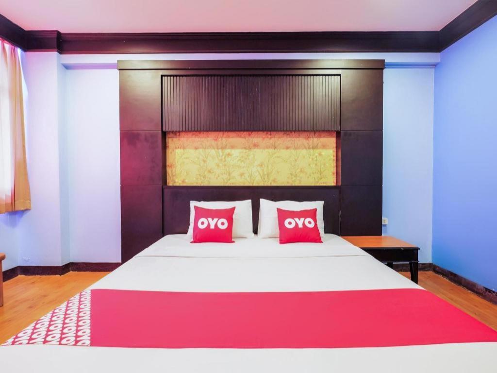 Oyo 565 Trang Hotel Zewnętrze zdjęcie