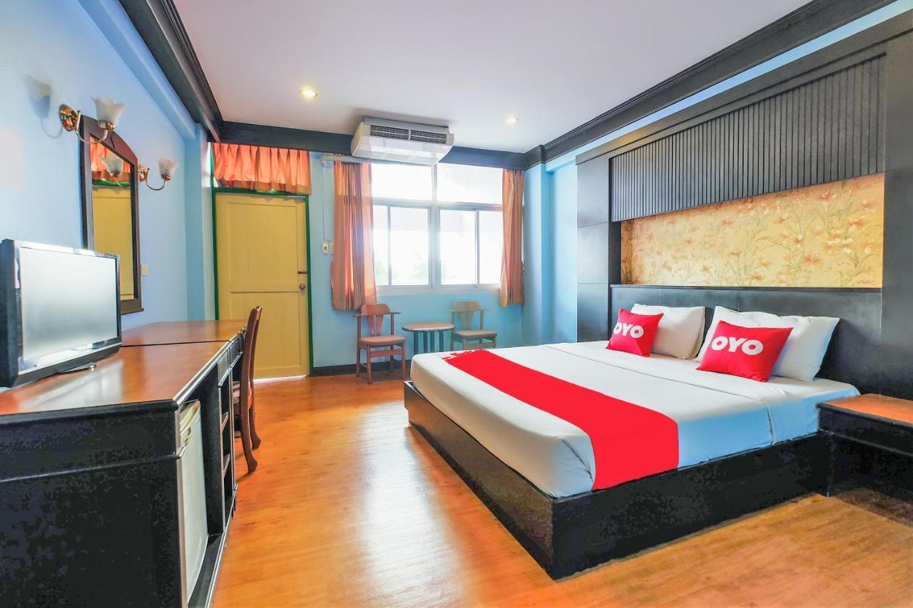 Oyo 565 Trang Hotel Zewnętrze zdjęcie