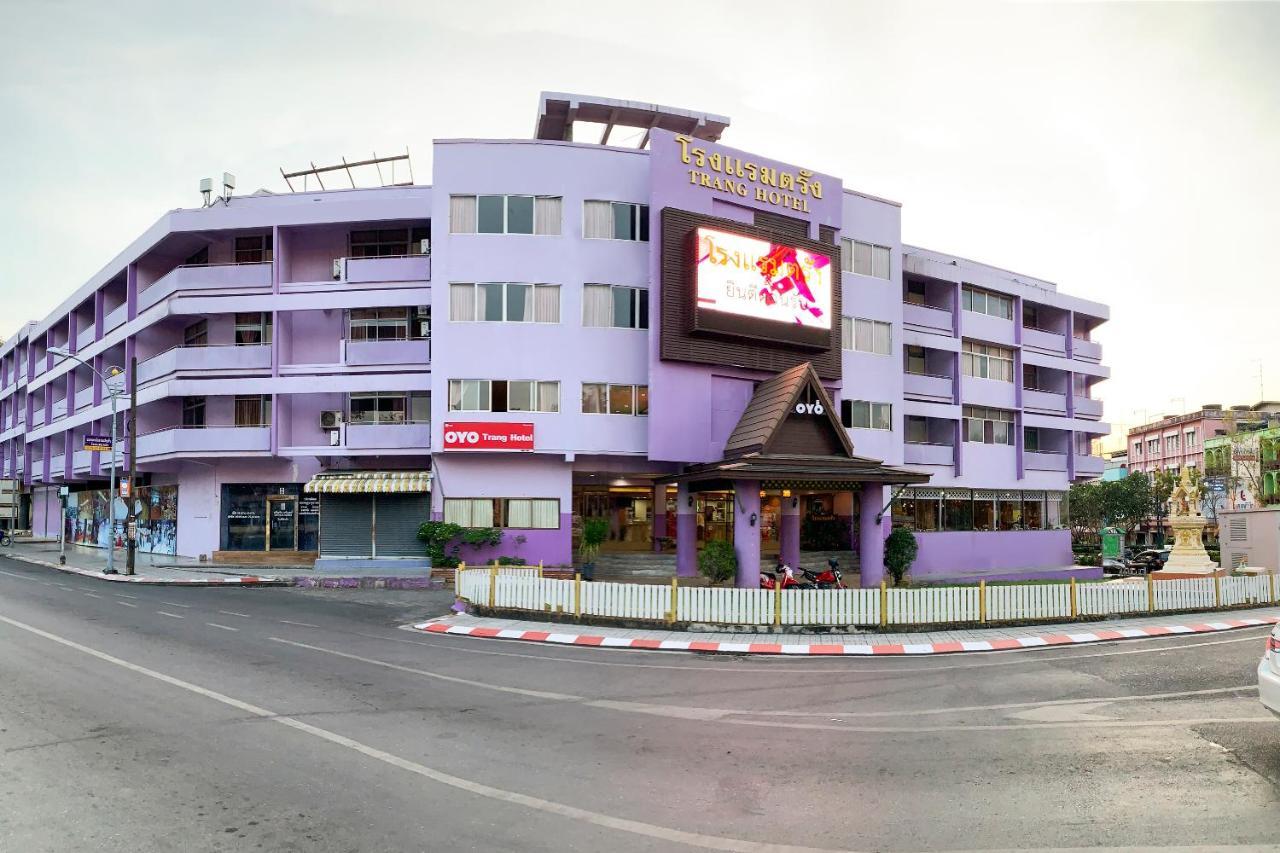 Oyo 565 Trang Hotel Zewnętrze zdjęcie