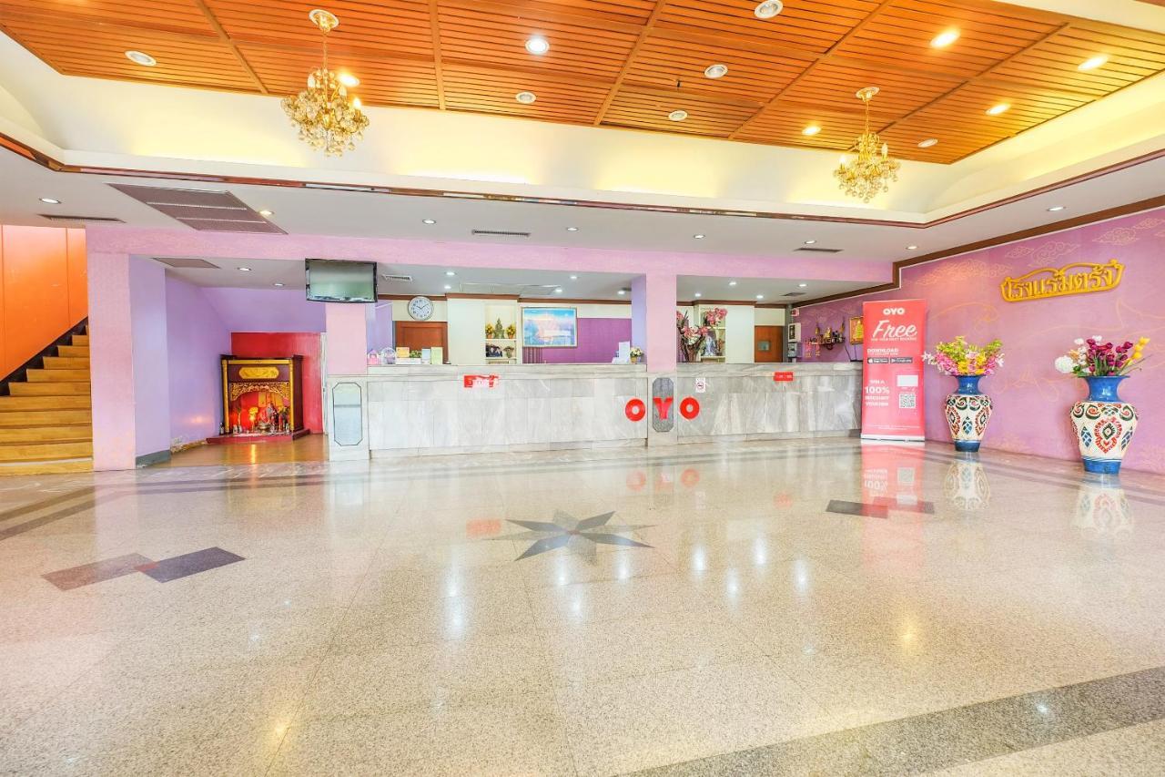 Oyo 565 Trang Hotel Zewnętrze zdjęcie